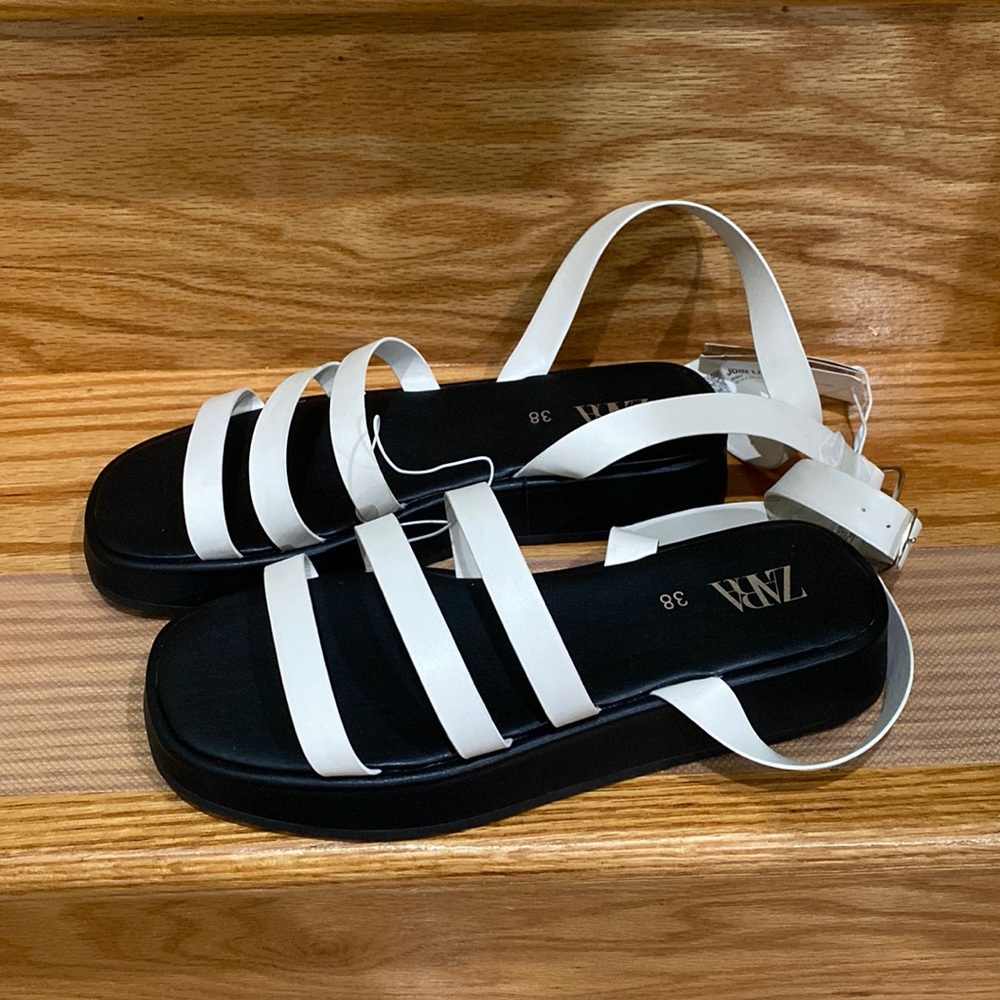 BRAND NEW!! Zara girls sandal